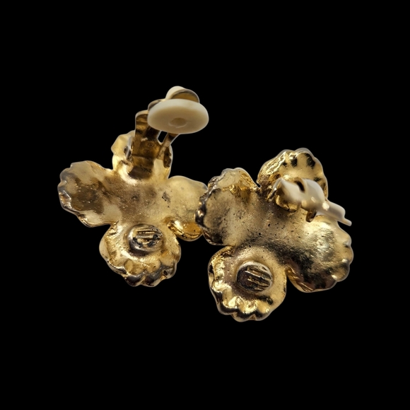 WOMENS VINTAGE GOLD PLATED SUN FLOWER FAUX PEARL CLIP ON EARRINGS - Picture 4 of 7